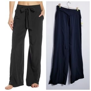 Zella Breeze By Wide Leg Pants M Black High Rise Tie Waist NWT Athleisure